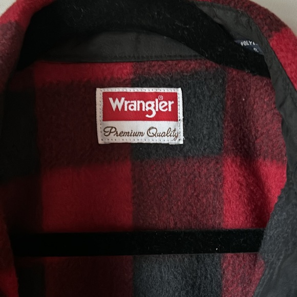 Super soft Wrangler buffalo check flannel - Picture 3 of 6